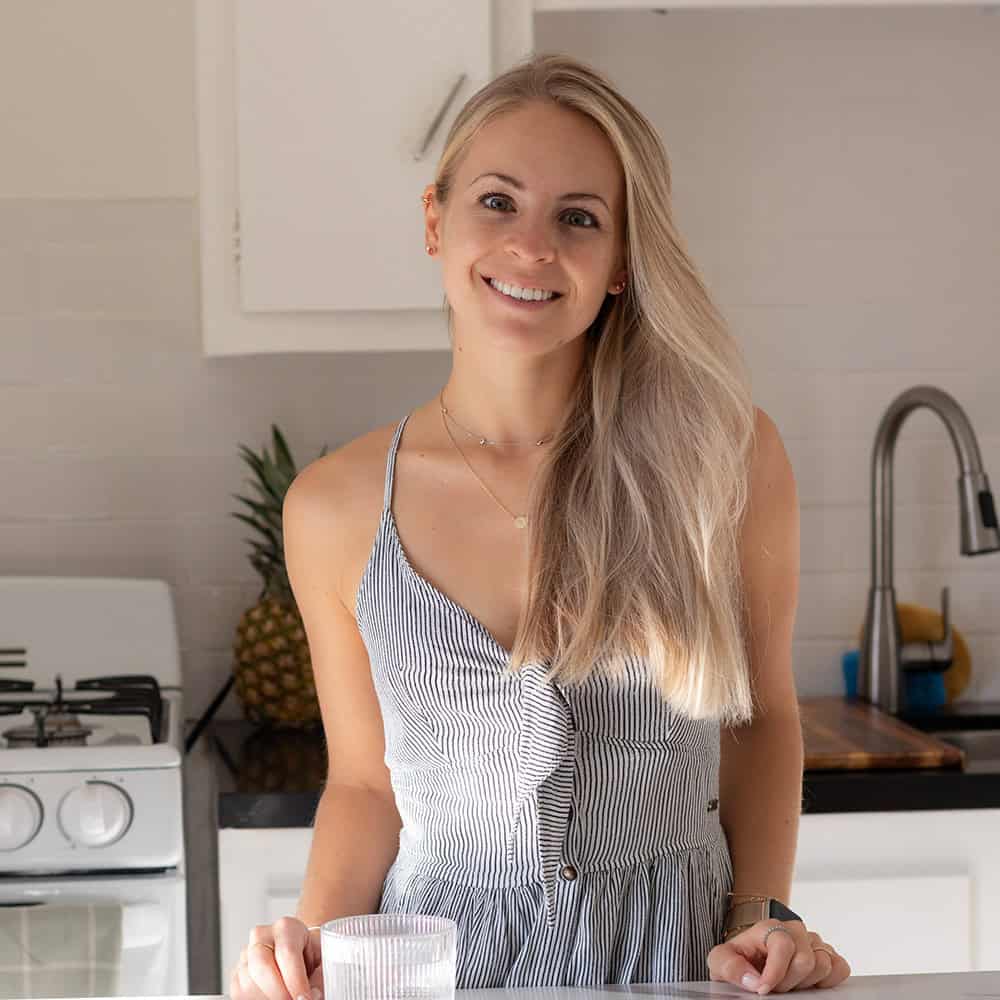 Bild von Julia Schmitt in der K&uuml;che.