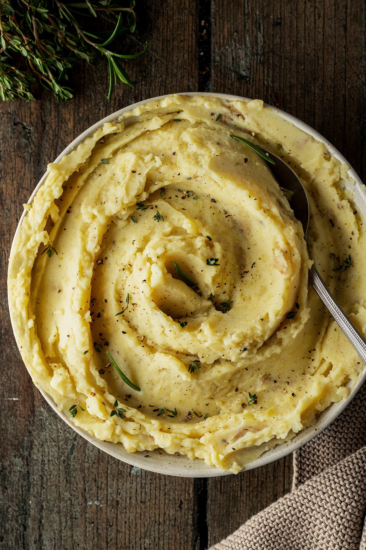 Sch&uuml;ssel mit Kartoffelp&uuml;ree
