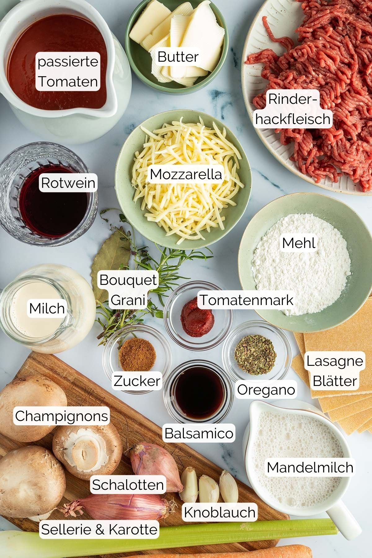 Ein Bild aller Zutaten, die f&uuml;r das Rezept verwendet werden, und jeweiligen Text Labels f&uuml;r jedes Lebensmittel.