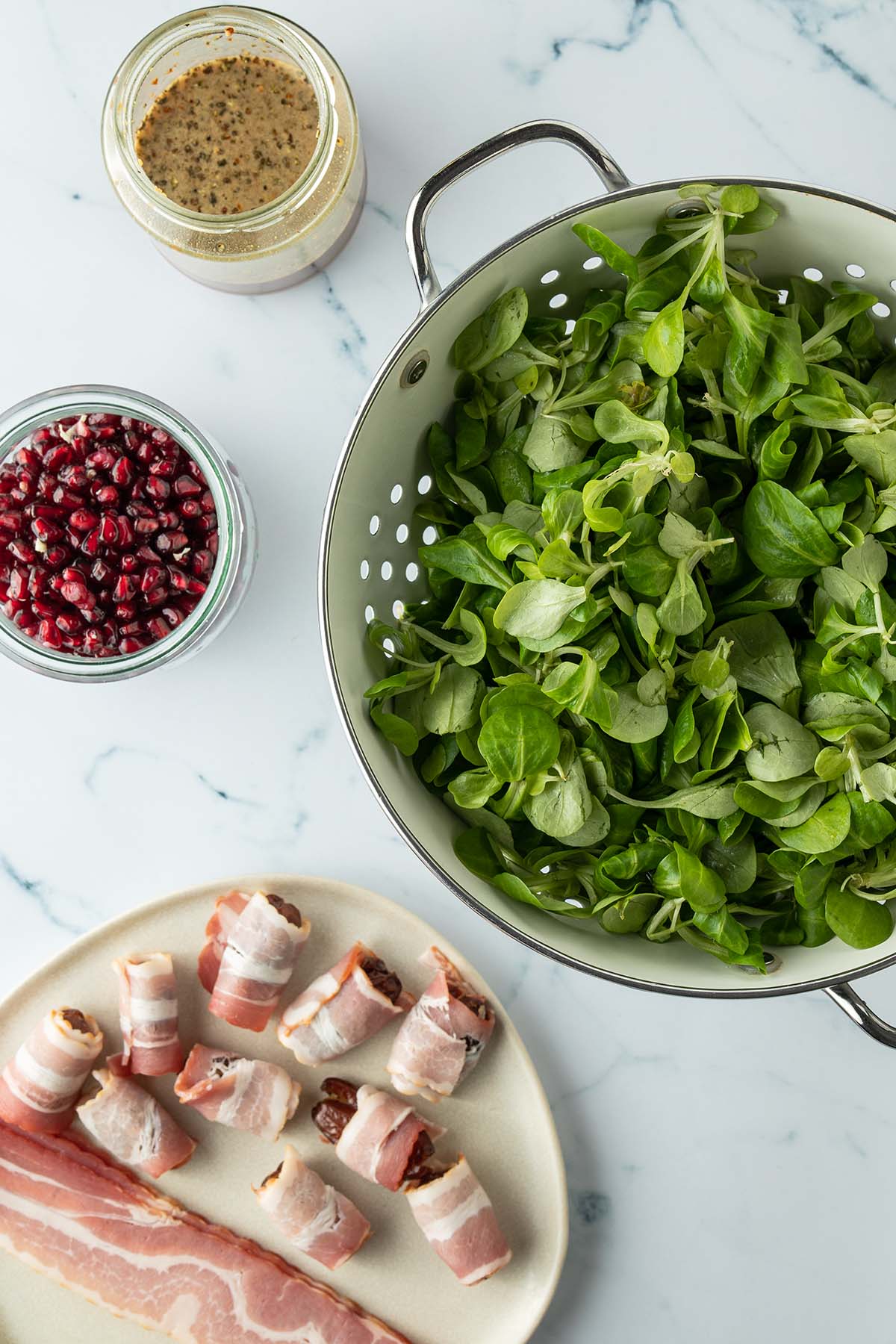Bild der vorbereiteten Zutaten f&uuml;r den Vorspeisen-Salat.